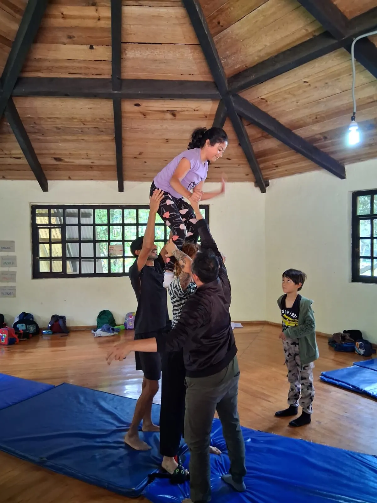 Mundo Consciente 2025 - yoga movimiento